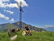 50 Alla croce di vetta del Vindiolo (2056 m)